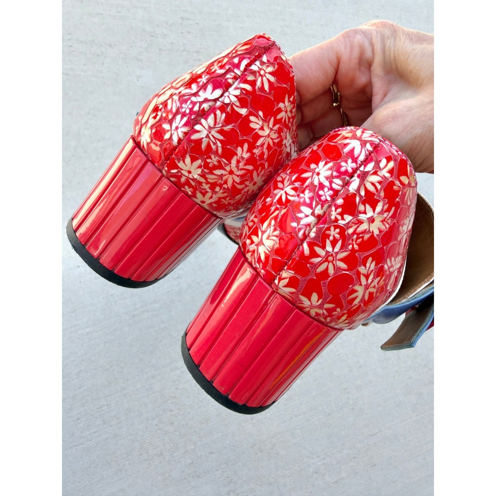 John Fluevog Effortless Felicity Floral Buckle Pumps Red White Block Heels 7.5 - Picture 6 of 9